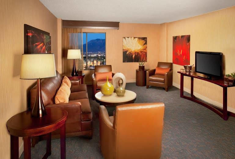 Sheraton Albuquerque Airport Hotel Exterior foto